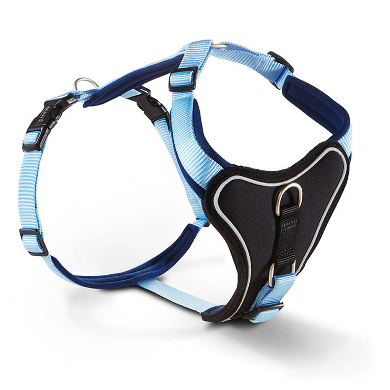 Geschirr Professional Comfort sky blue/marine Das Geschirr Professional Comfort von Wolters ist ein Hundegeschirr aus robustem Nylonmaterial. Das Geschirr hat eine ausgezeichnete Passform und ist für jede Art von Hundestatur geeignet. Das Geschirr kann auch für Hunde mit kräftigerem Körperbau