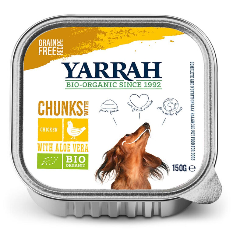 Yarrah - Nassfutter - Bio Bröckchen mit Huhn & Aloe Vera (getreidefrei) Das Bio Bröckchen Nassfutter mit Huhn & Aloe Vera von Yarrah bietet ein ausgewogenes und getreidefreies Alleinfuttermittel für ausgewachsene Hunde aller Rassen. Das Futter enthält 50% biologisches Fleisch vom Huhn. Ein besseres Leben für alle Tiere steht hierbei im Vordergrund