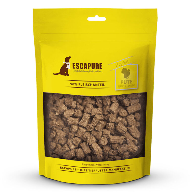 Escapure - Kausnack - Puten Hupferl (getreidefrei) Das Escapure Puten - Hupferl ist ein besonders schmackhafter Hundesnack. Der Snack lässt sich optimal als Belohnungshappen während des Hundetrainings oder als kleine Liebkosung für zwischendurch verwenden. Auch Futterallergiker können von der getreidefreien Rezeptur mit nur einer Fleischsorte profitieren. Das Fleisch der Escapure Hupferl stammt zu 100% aus Putenfleisch. Durch die schonende Lufttrocknung mit Buchenholzaroma behält der Snack seinen unwiderstehlichen Geruch und Geschmack bei. Die Happen sind zu einer maulgerechten Form zerteilt und im praktischen Beutel verpackt. Der Escapure Putenfleisch Hupferl im Überblick: Hundesnack aus nur einer Fleischsorte: Putenfleisch Fleisch aus artgerechter