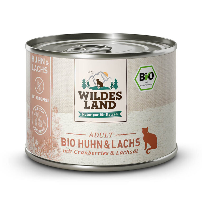 Wildes Land - Nassfutter - Bio Huhn und Lachs 12 x 200 g Für das Wohlbefinden und die Gesundheit Ihrer Katze ist eine ausgewogene Ernährung mit hochwertigen Proteinen unerlässlich. Das Bio-Nassfutter Wildes Land Huhn & Lachs stammt aus kontrolliert biologischer Landwirtschaft und basiert auf der Ursprünglichkeit und Kraft der Natur. Deshalb enthält die Sorte Huhn & Lachs von Wildes Land kein Getreide und nur hochwertige Proteinquellen sowie Cranberries für eine artgerechte Ernährung. Mit einem Gesamtanteil an Muskelfleisch