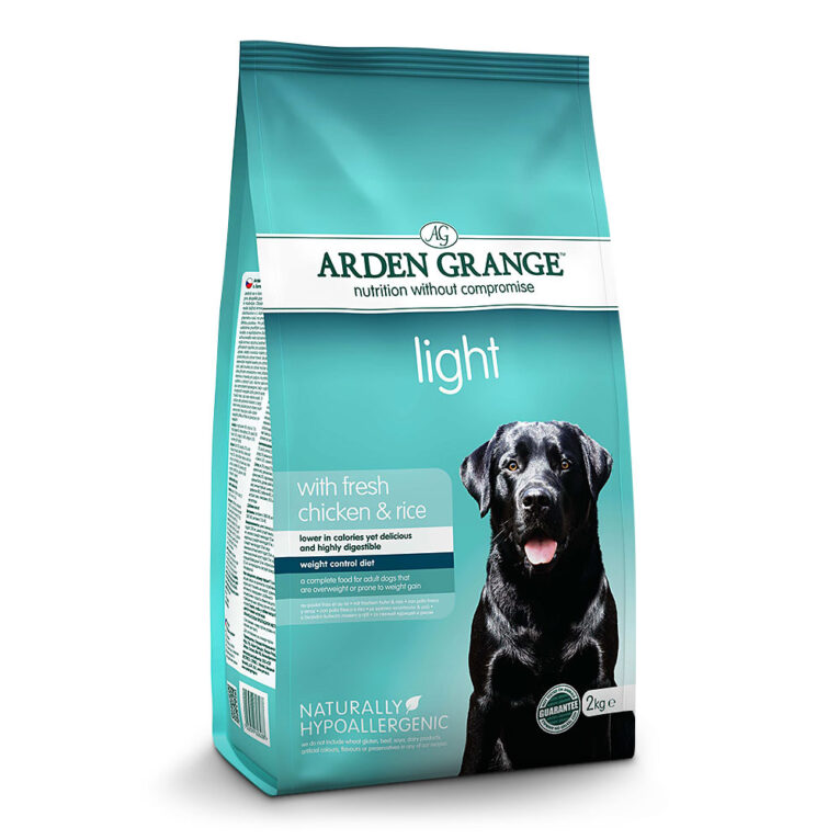 Arden Grange Light mit frischem Huhn & Reis Arden Grange light mit frischem Huhn und Reis ist eiweiß- und fettärmer als unser Standardsortiment für ausgewachsene Hunde. Mit weniger Kalorien kann es bei der Gewichtsreduktion und der Behandlung von Fettleibigkeit helfen. Auch wenn es etwas weniger auf der Waage werden soll