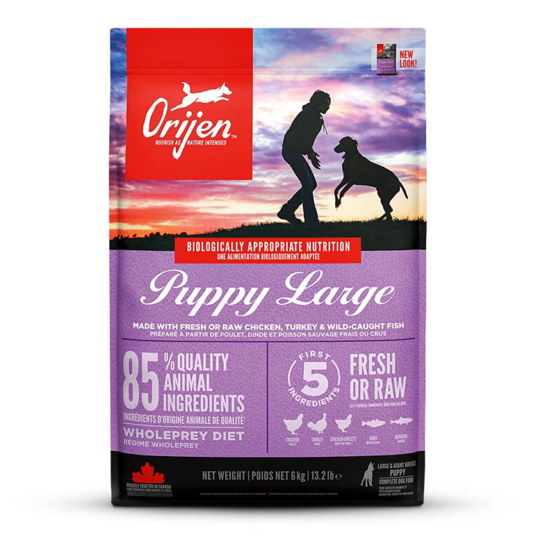 Orijen - Trockenfutter - Puppy Large (getreidefrei) Orijen Puppy Large ist ein Hundefutter für Welpen und Junghunde großer Rassen. Ganz nach den Bedürfnissen heranwachsender Hunde liefert das getreidefreie Trockenfutter reichlich Proteine und Fette aus frischem Fleisch und Fisch. Zudem können ein geringer Kohlenhydratanteil und die niedrig glykämische Zusammensetzung ohne Kartoffeln den Aufbau von Muskelmasse fördern. Gleichzeitig wird Ihr heranwachsender Vierbeiner durch den speziell auf große Welpen abgestimmten Kalorien- und Mineraliengehalt mit ausreichend Energie versorgt. Viel Geflügel