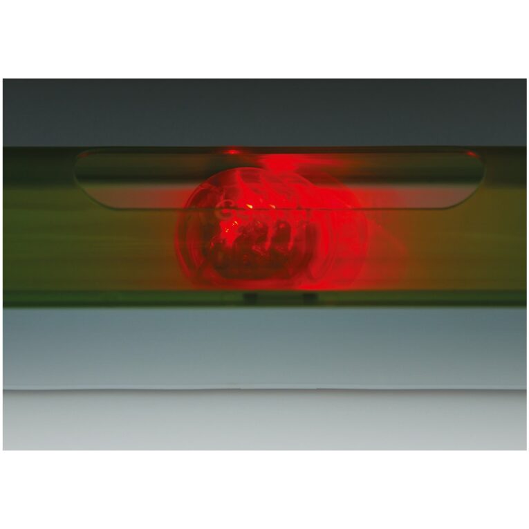 LED-Leuchtball für Katzen mit einer Blinkfunktion die bei Bewegung aktiviert wird. Es regt den Jagdinstinkt an.