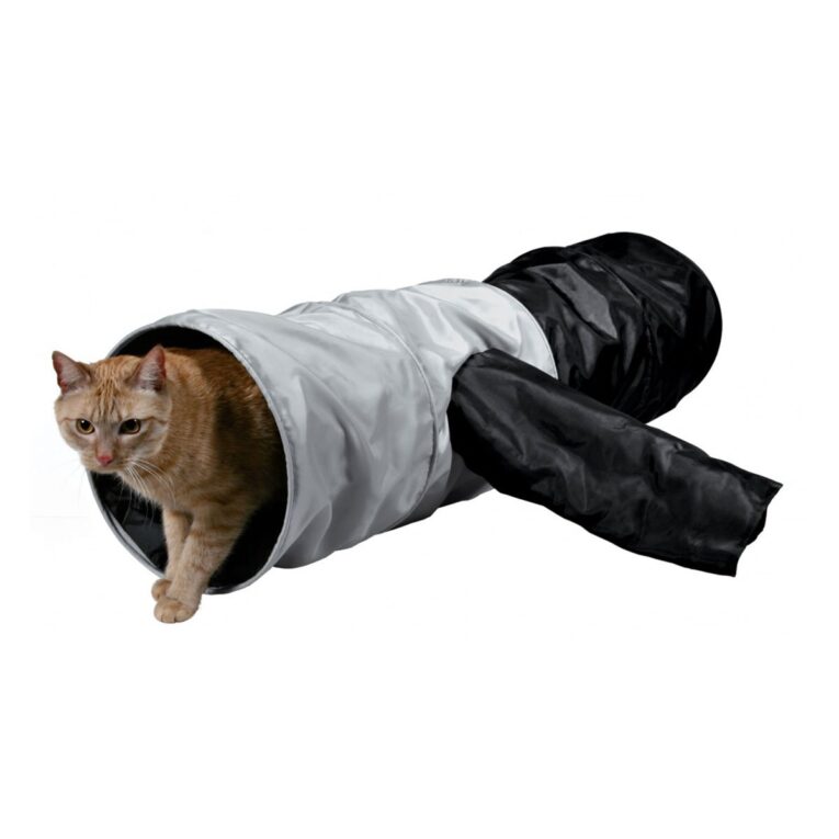 Strapazierfähiger Katzentunnel von Trixie mit eingenähter Raschelfolie und 2 zusätzlichen Ausgängen. Für drinnen und draußen geeignet. Durchmesser: 30 cm.