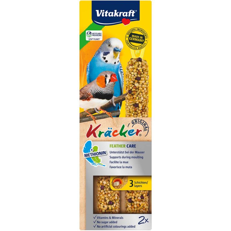 Der Vitakraft Kräcker Feather Care unterstützt aktiv die Mauser von Wellensittichen und ist ein schmackhafter und gesunder Snack.